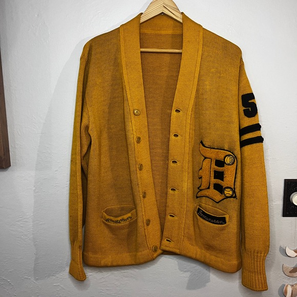 Vintage Yellow Letterman Cardigan Sweater "D" Dominican "1950" Varsity Size M - Picture 2 of 12